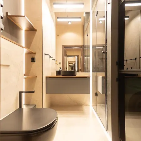 Hanza Tower Lux Sauna&pool Apartamento *