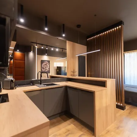 Apartamento Hanza Tower Lux Sauna&pool *