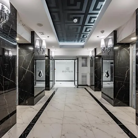 Hanza Tower Lux Sauna&pool Apartamento *